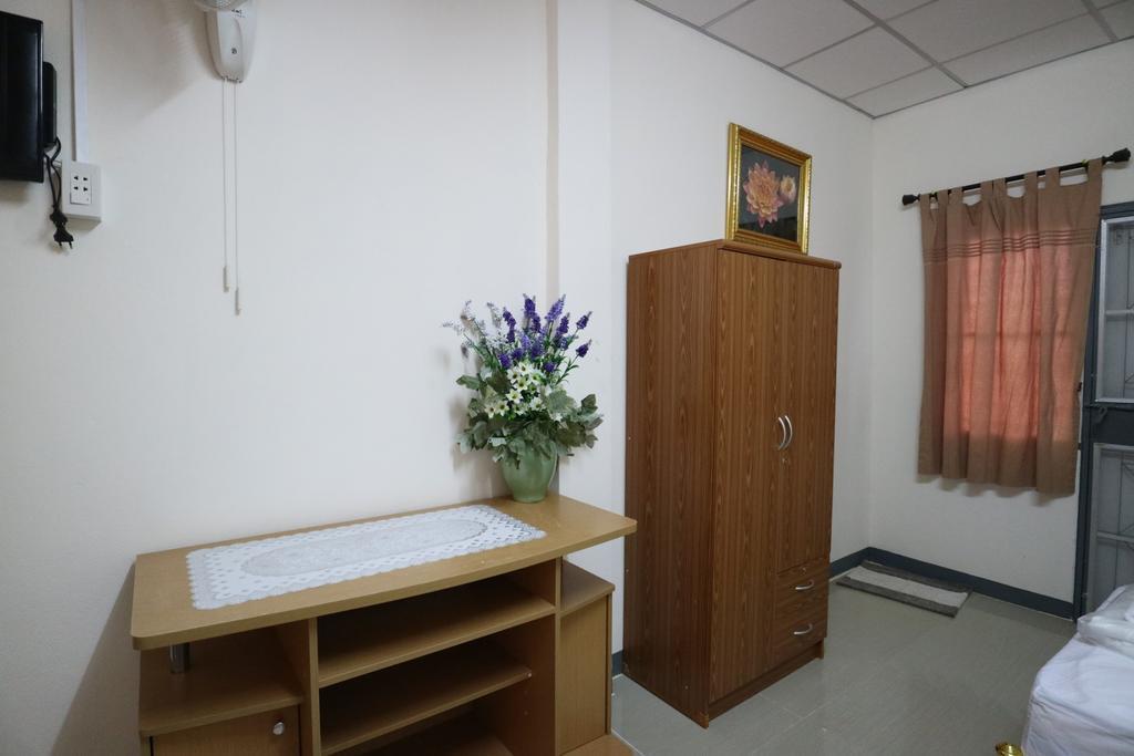 Pob Choke Residences Саттахип Экстерьер фото